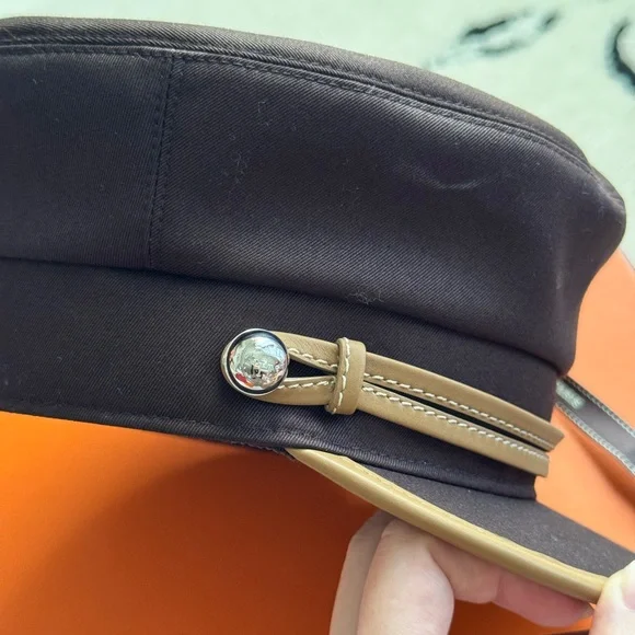 Hermes Black and Tan Cap - Picture 2 of 8